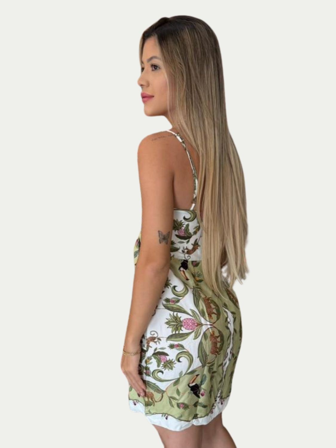 Vestido Farm Curto Lenço Floresta Doce Decote Coração