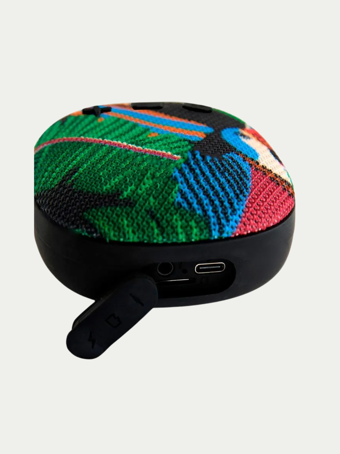 Caixinha de Som portátil Farm Me Leva Tucanos Com Folhagens