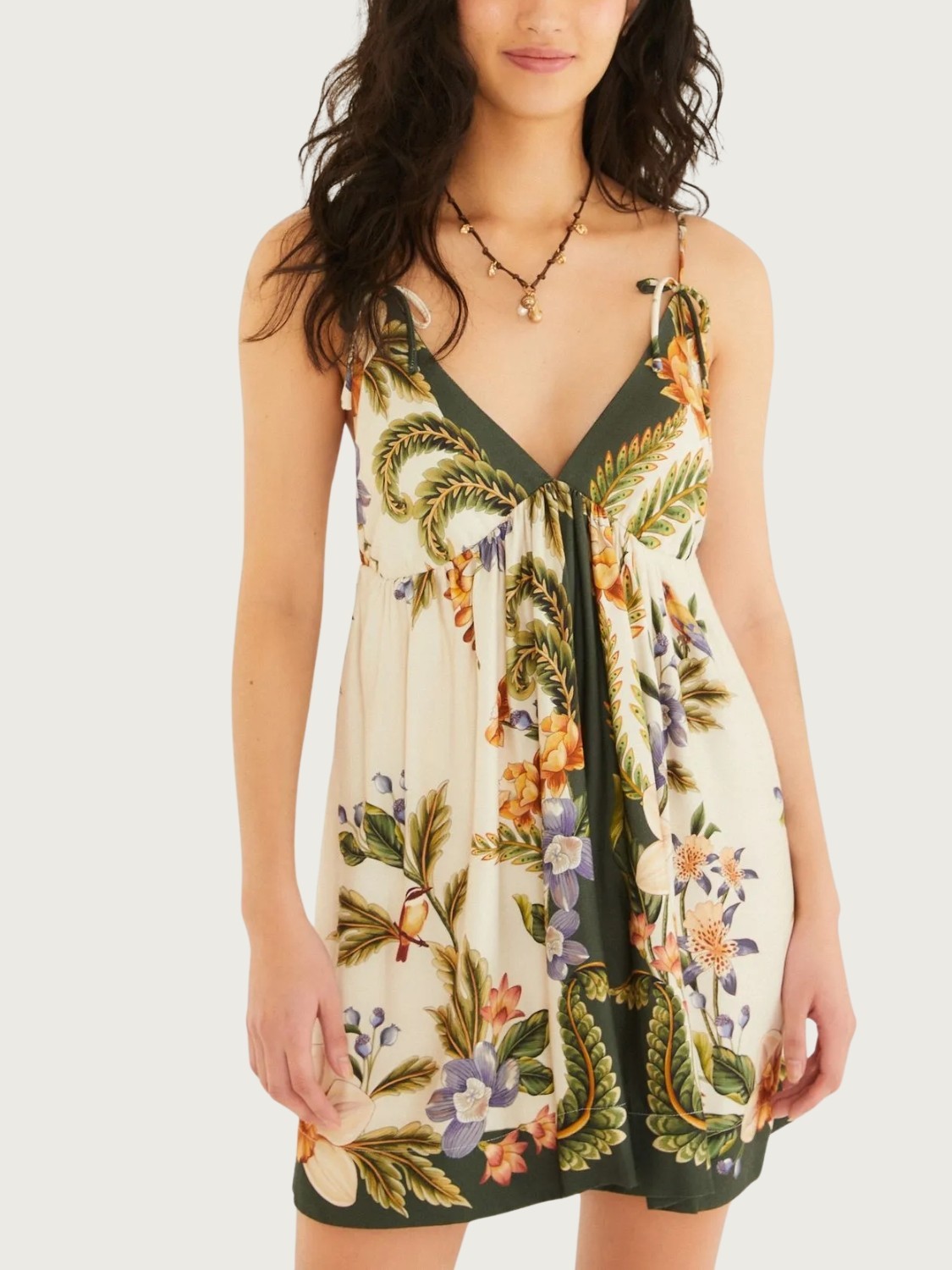 Vestido Curto Natureza Floral Verde