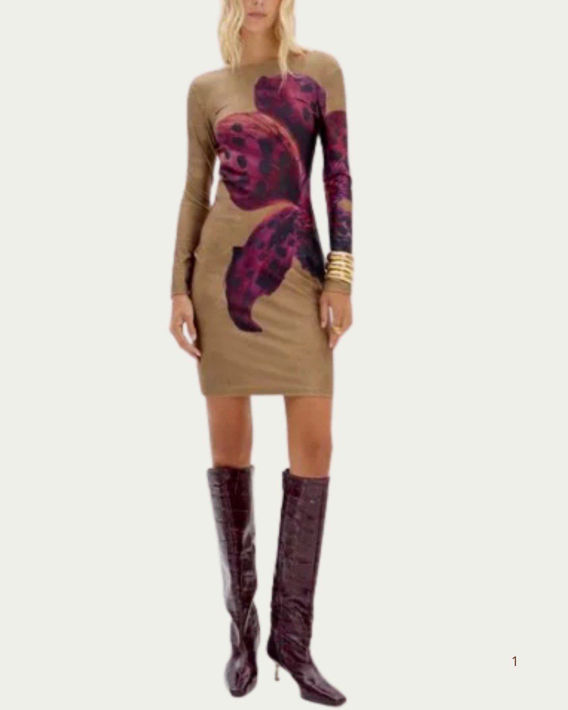 Vestido Curto Lança Perfume Bege Estampado Um Ombro Costas Abertas