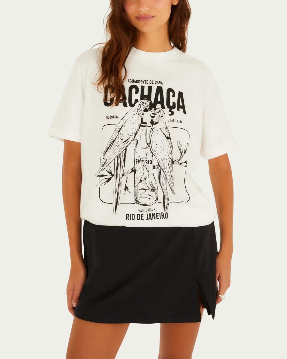 Tshirt Média Farm Araras Cachaça Bege Algodão com Manga Curta