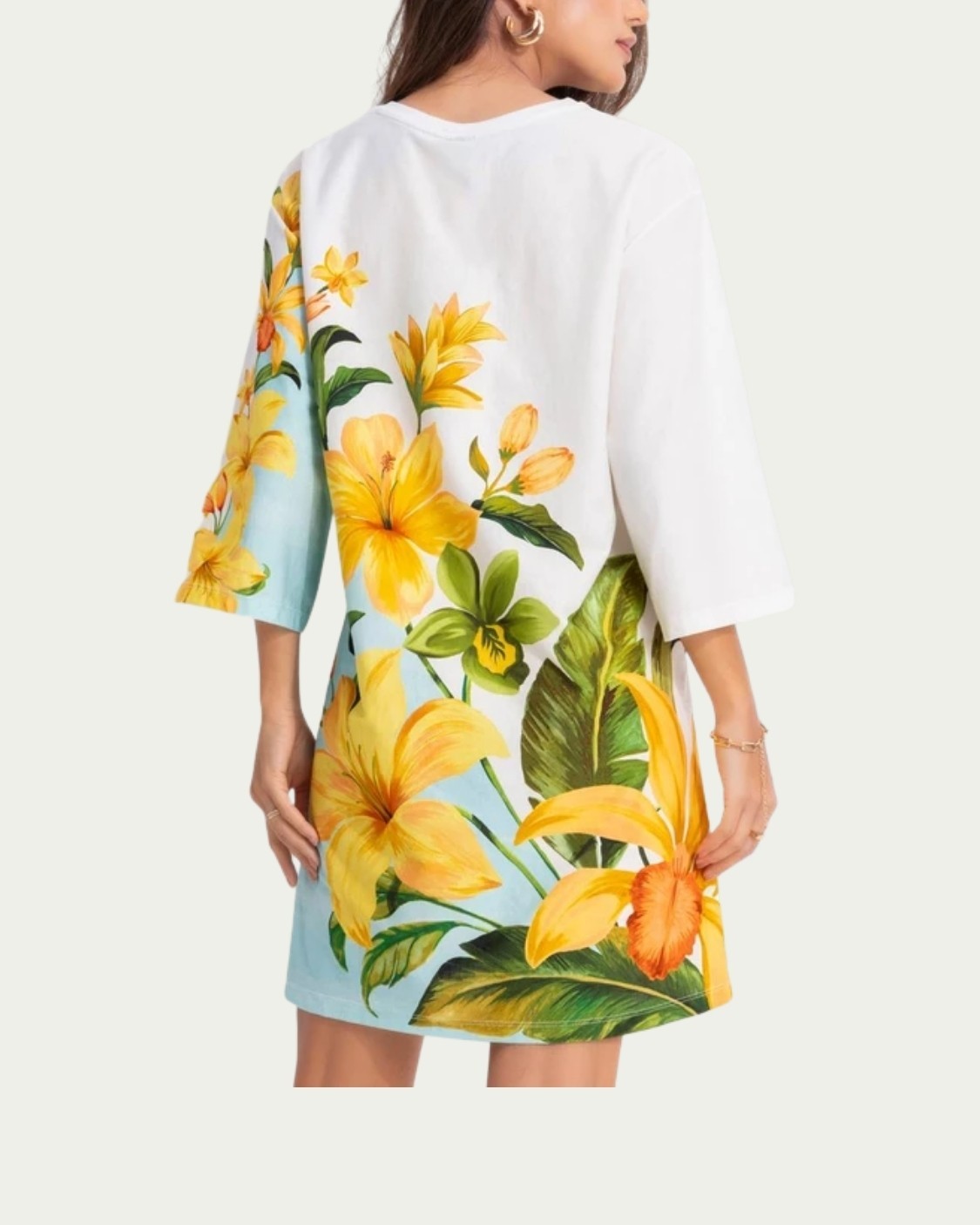 Vestido Tshirt Curto Floral Farm Samanta Branco em Algodão com Manga Curta