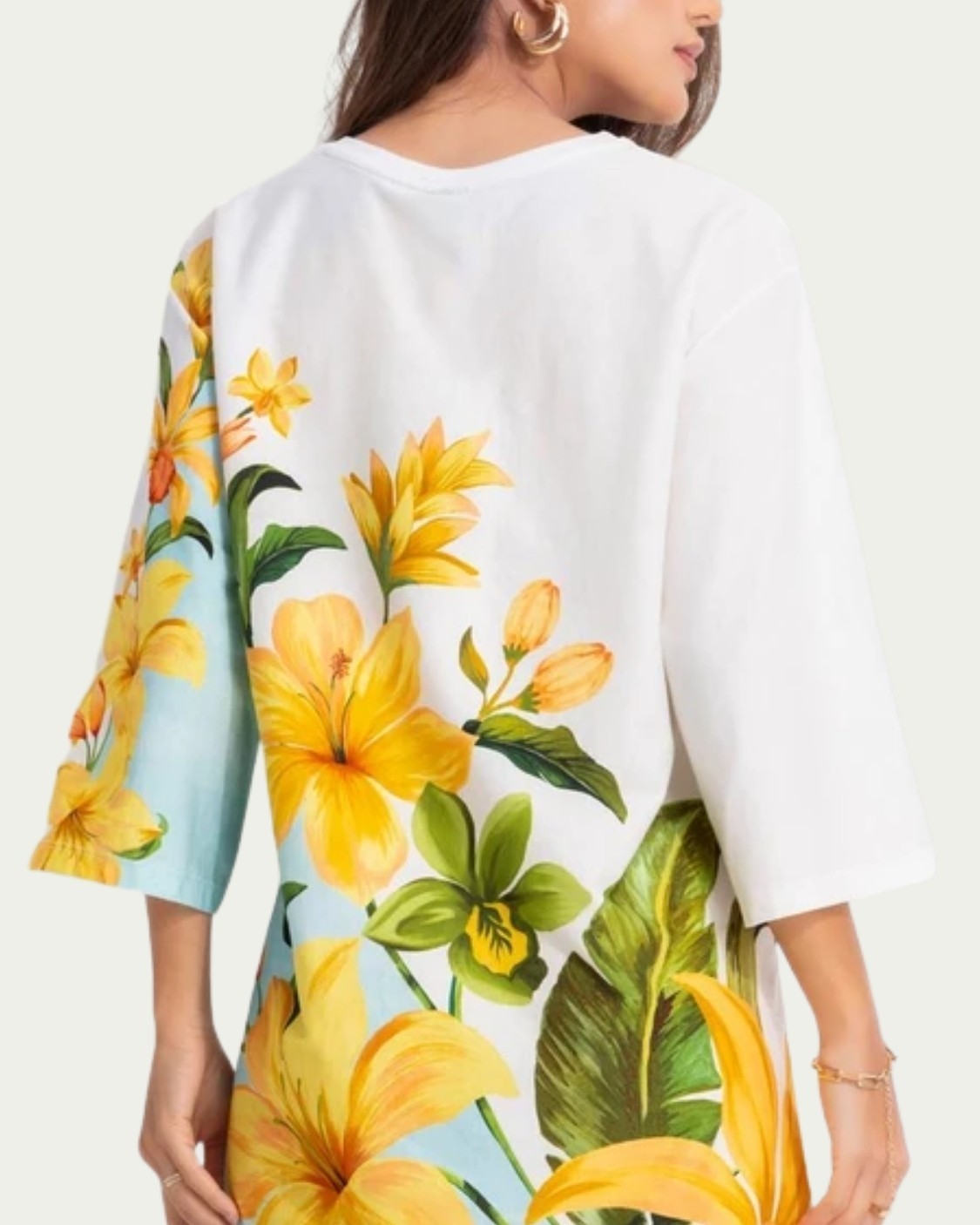 Vestido Tshirt Curto Floral Farm Samanta Branco em Algodão com Manga Curta